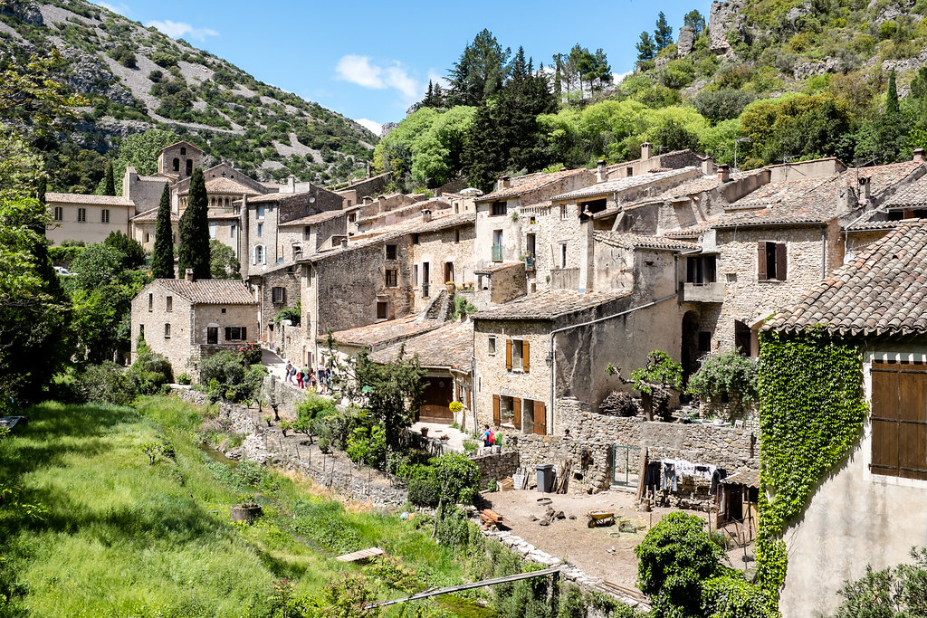 Saint-Guilhem-le-Désert au soleil